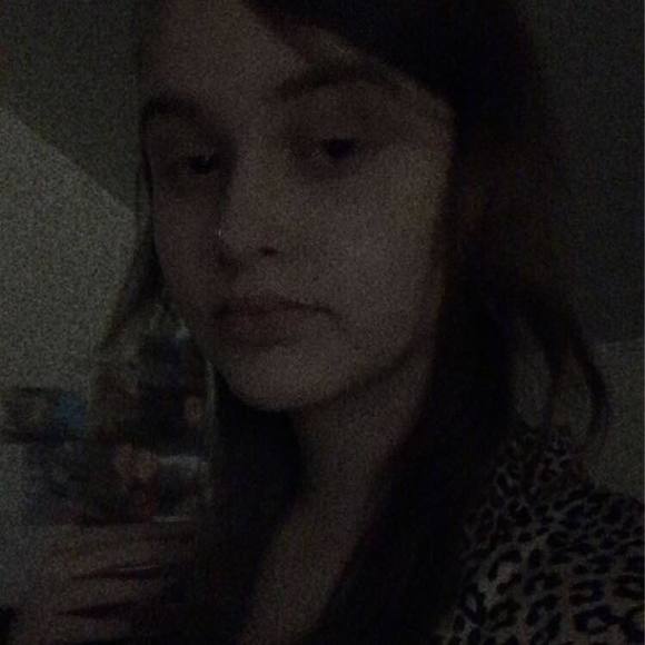 Meet your Posher, Trinity - Picture 1 of 1